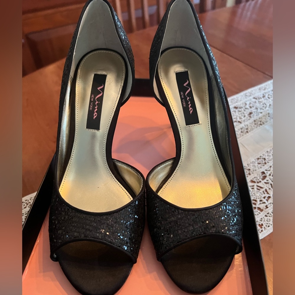 NINA- "Fern" peep-toe dressy heels
